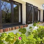 Moledo Sea Garden